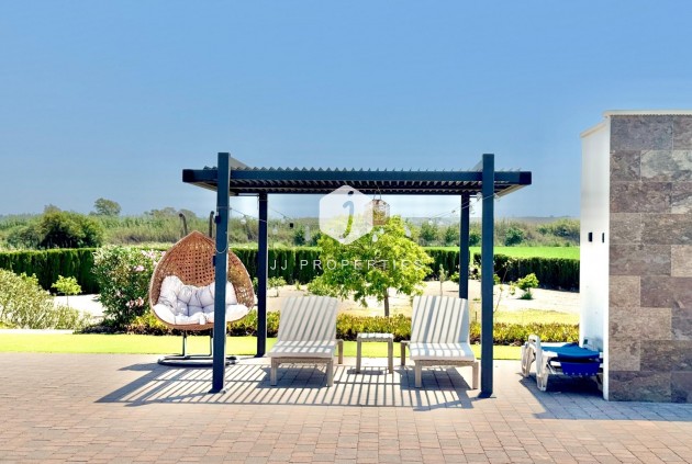 Z drugiej ręki - Villa -
Dolores - Comunidad Valenciana