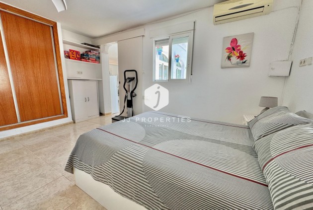 Z drugiej ręki - Villa -
Dolores - Comunidad Valenciana