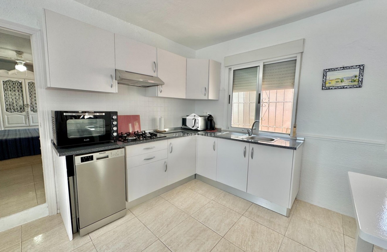 Z drugiej ręki - Villa -
Dolores - Comunidad Valenciana