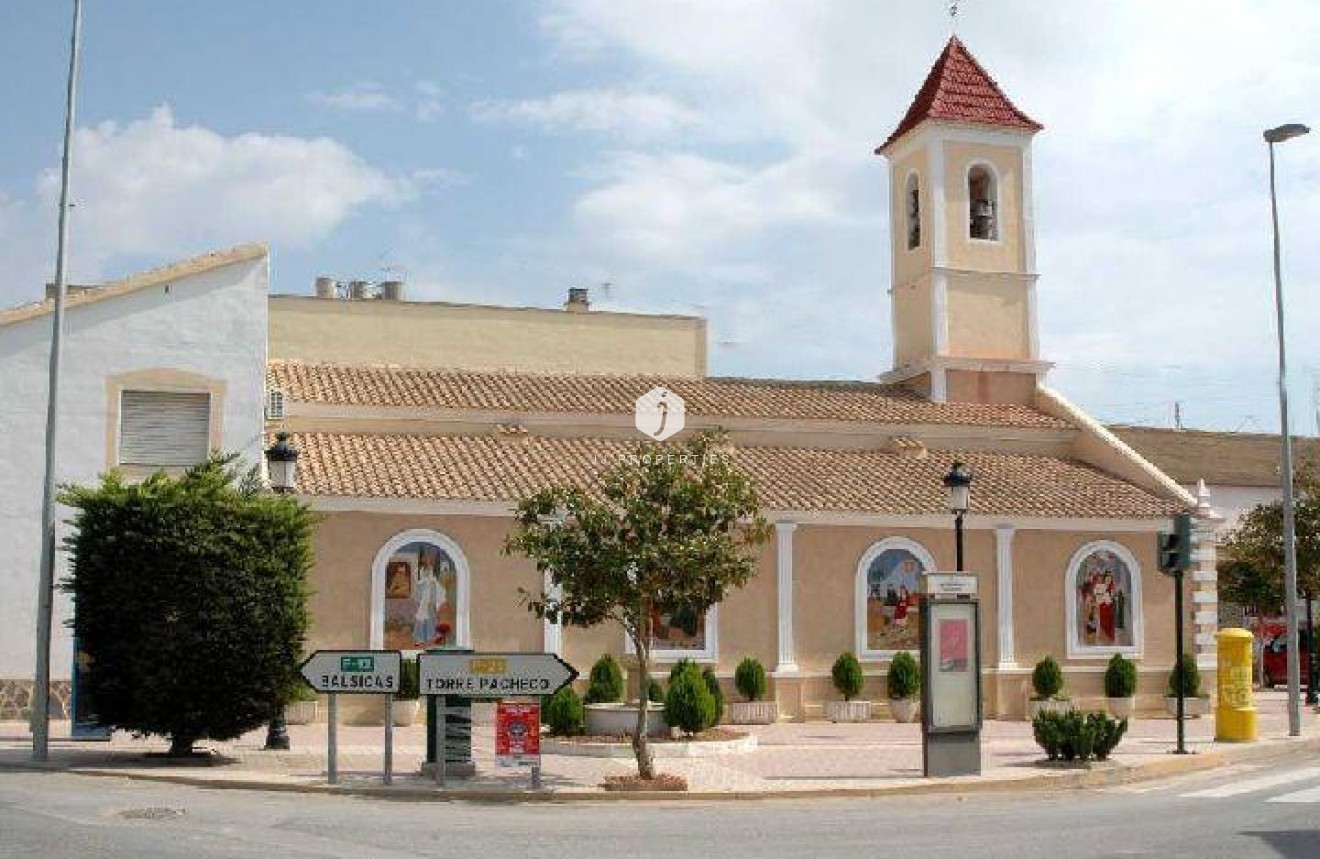 Neue Gebäude - Chalet -
Torre Pacheco - Roldán
