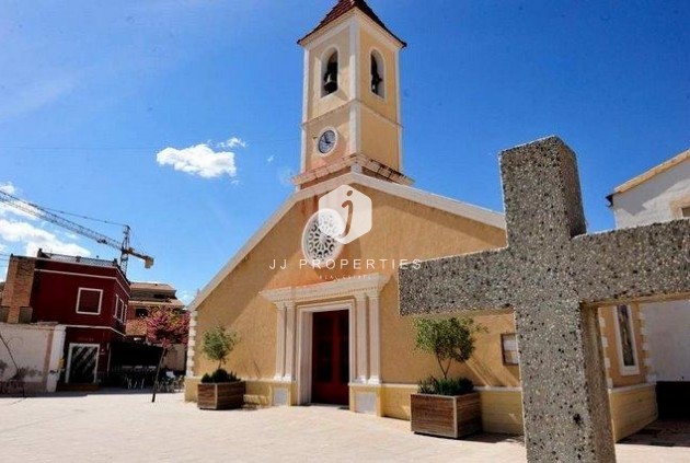 Neue Gebäude - Chalet -
Torre Pacheco - Roldán
