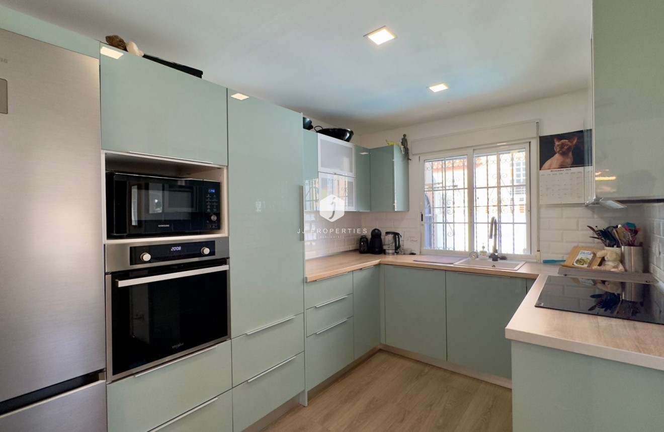 Aus zweiter Hand - Villa -
Orihuela Costa - Costa Blanca