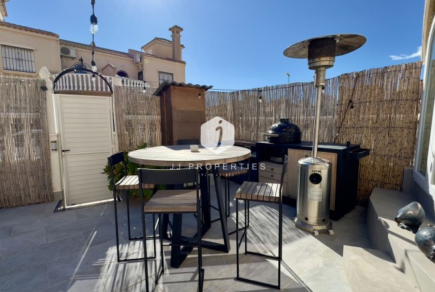 Aus zweiter Hand - Villa -
Orihuela Costa - Costa Blanca