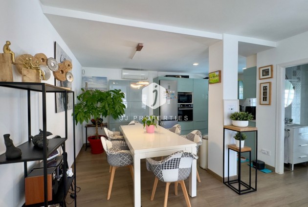 Aus zweiter Hand - Villa -
Orihuela Costa - Costa Blanca