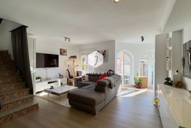 Aus zweiter Hand - Villa -
Orihuela Costa - Costa Blanca