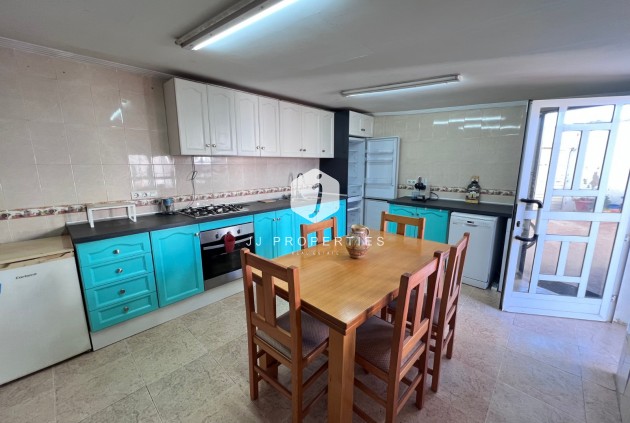 Segunda mano - Villa -
Benejúzar - Inland