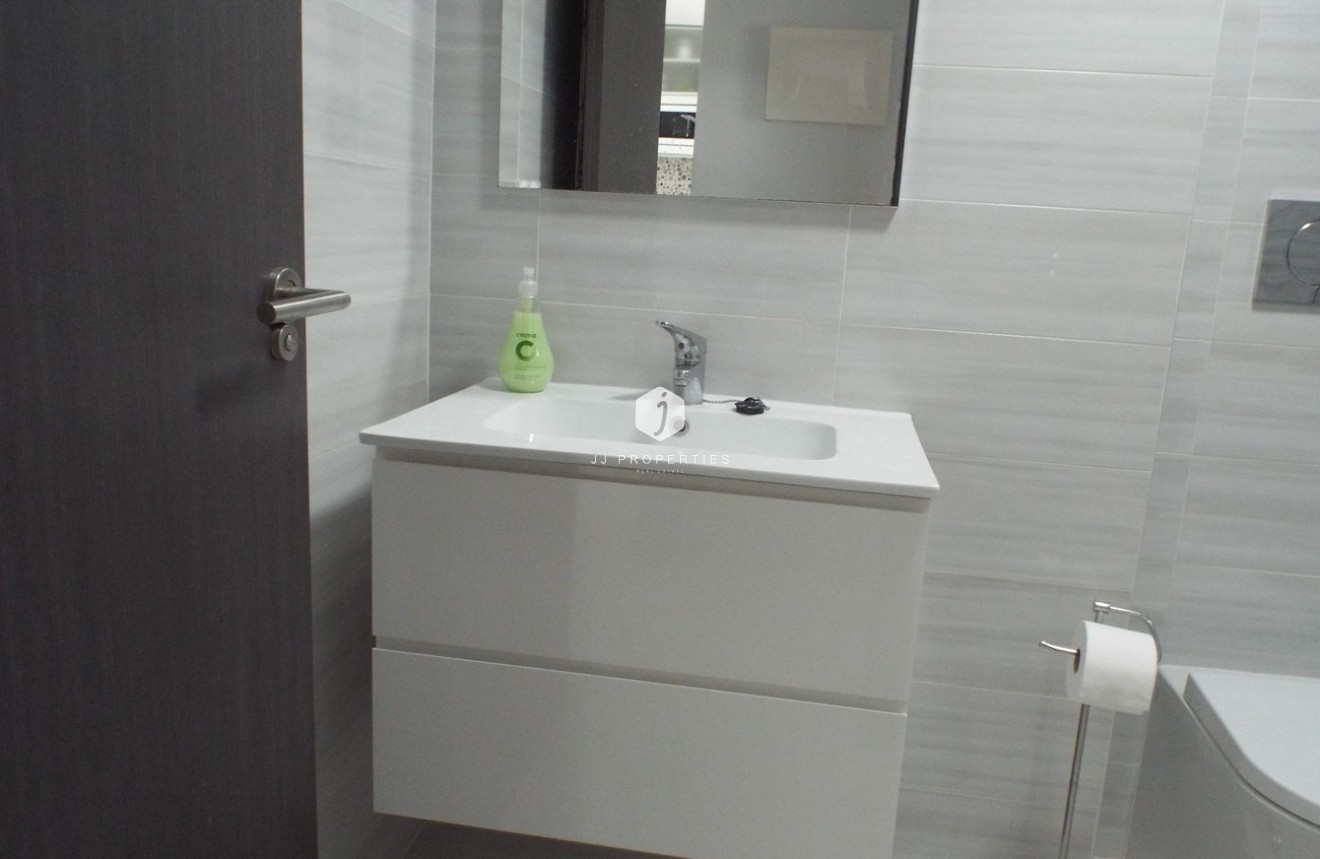 Resale - Penthouse -
Punta Prima - Costa Blanca