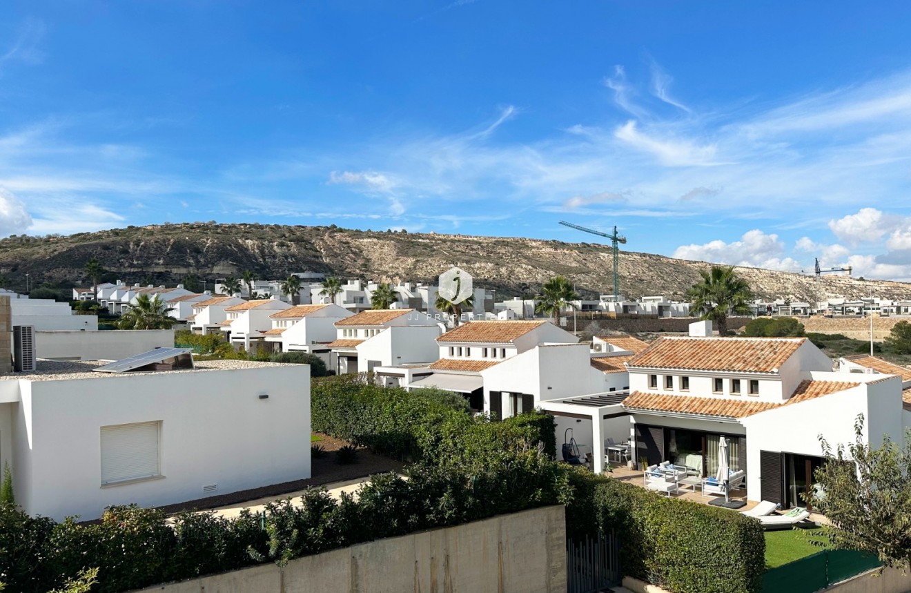 Resale - Chalet -
Algorfa - Inland