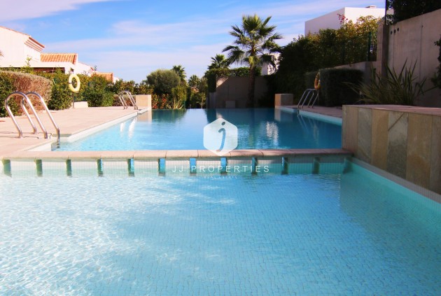 Resale - Chalet -
Algorfa - Inland