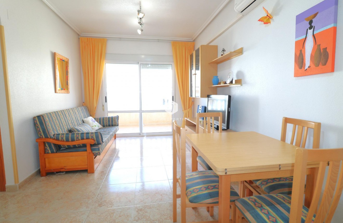 Aus zweiter Hand - Wohnung -
Torrevieja - Acequion