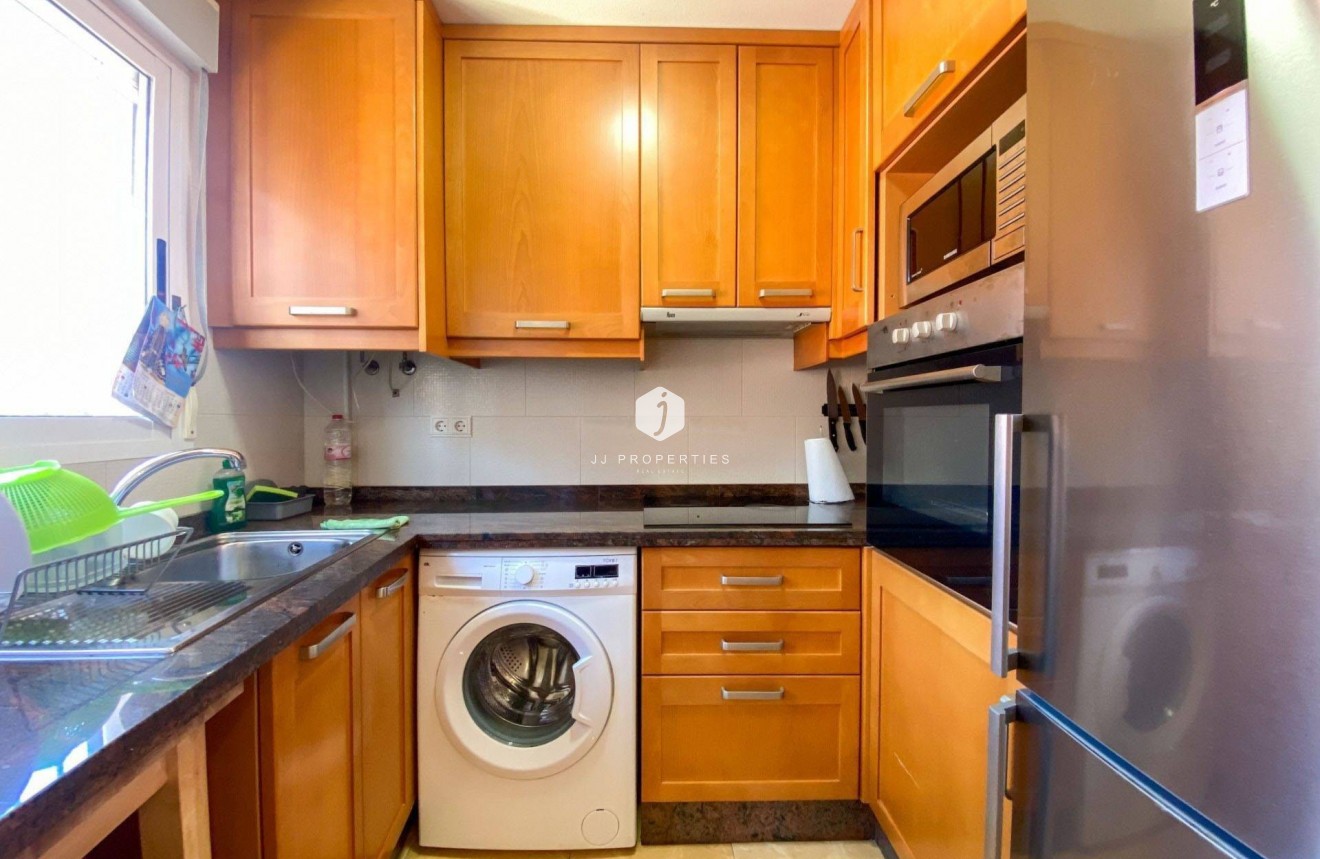 Resale - Apartment / flat -
Almoradí - Colegio Canales Y Martinez