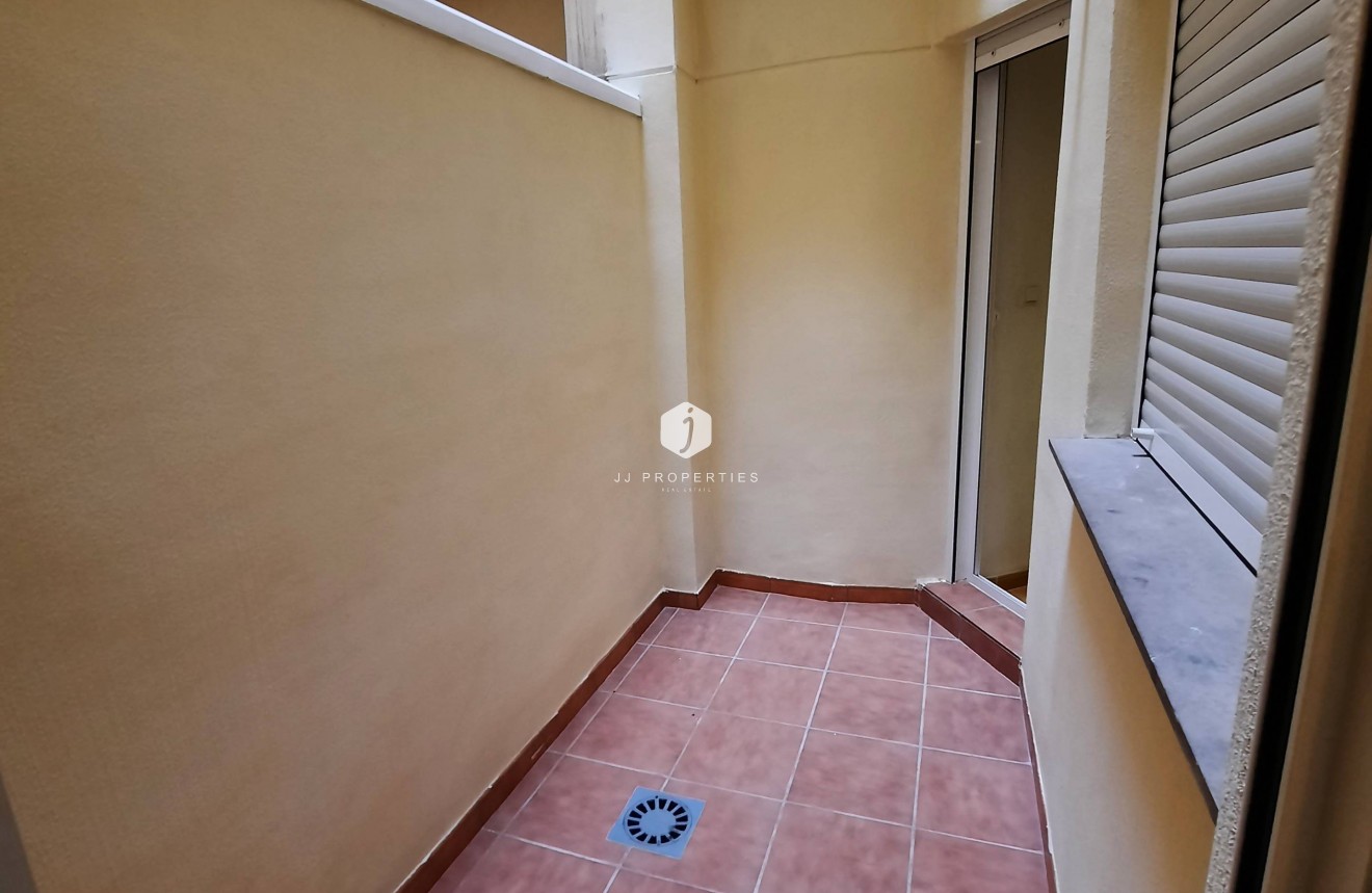 Resale - Apartment / flat -
Almoradí - Colegio Canales Y Martinez