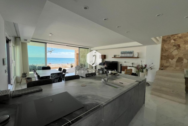 Aus zweiter Hand - Villa -
Torrevieja - La Mata