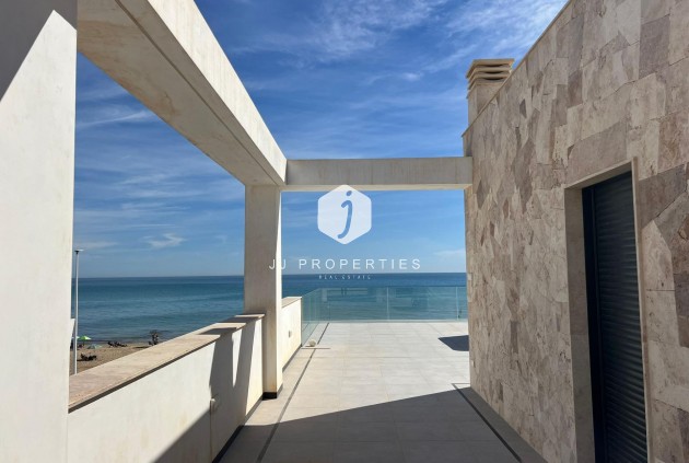 Aus zweiter Hand - Villa -
Torrevieja - La Mata