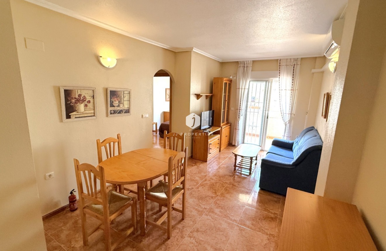 Resale - Apartment / flat -
Torrevieja - Costa Blanca