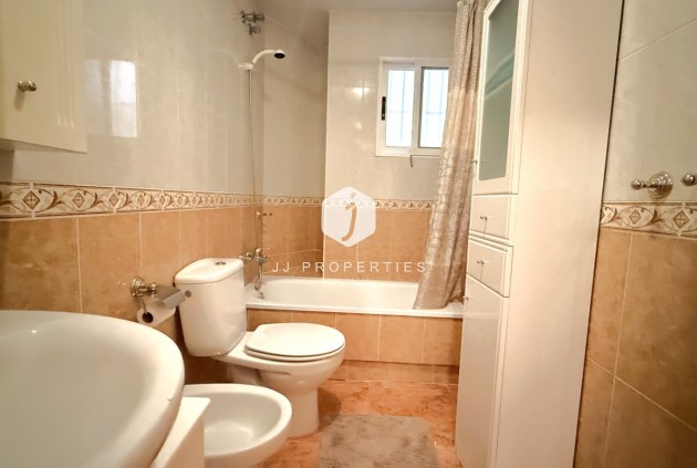 Resale - Apartment / flat -
Torrevieja - Costa Blanca