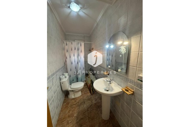 Aus zweiter Hand - Wohnung -
Jacarilla