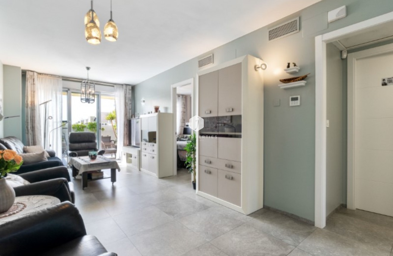 Resale - Apartment / flat -
Torrevieja - Costa Blanca