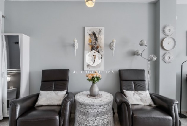 Resale - Apartment / flat -
Torrevieja - Costa Blanca