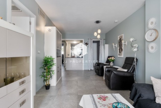 Resale - Apartment / flat -
Torrevieja - Costa Blanca