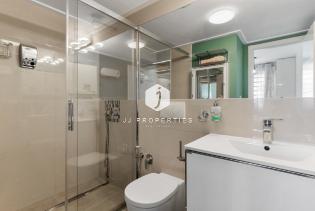 Resale - Apartment / flat -
Torrevieja - Costa Blanca