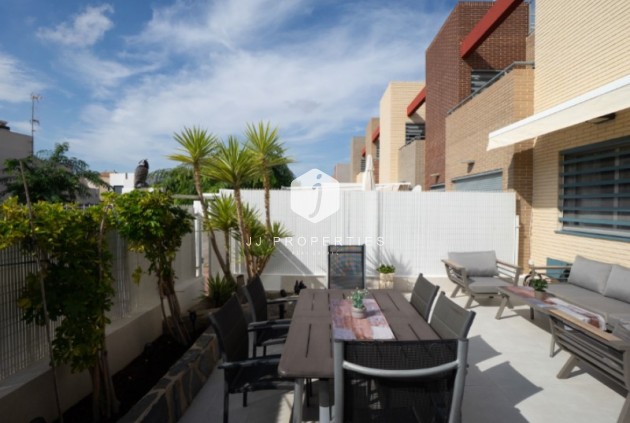 Resale - Apartment / flat -
Torrevieja - Costa Blanca