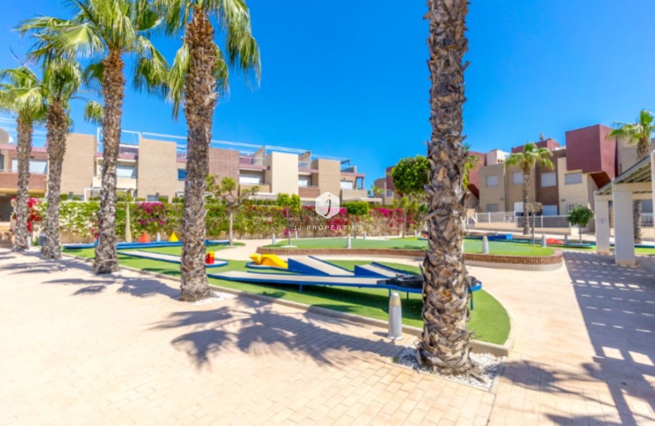 Resale - Apartment / flat -
Torrevieja - Costa Blanca