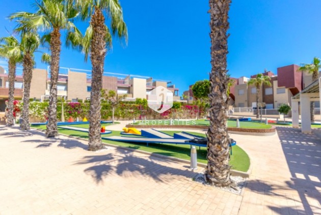 Resale - Apartment / flat -
Torrevieja - Costa Blanca