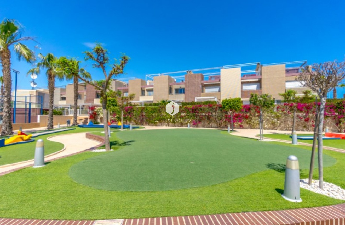 Resale - Apartment / flat -
Torrevieja - Costa Blanca