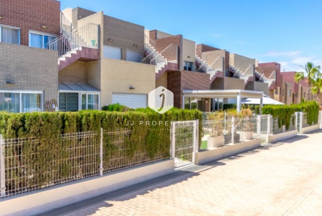 Resale - Apartment / flat -
Torrevieja - Costa Blanca