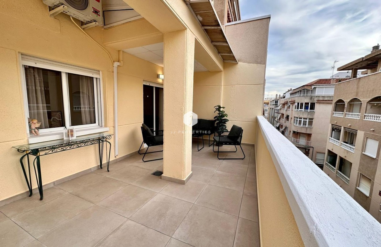 Aus zweiter Hand - Wohnung -
Torrevieja - Playa del Cura