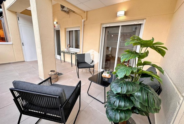 Aus zweiter Hand - Wohnung -
Torrevieja - Playa del Cura