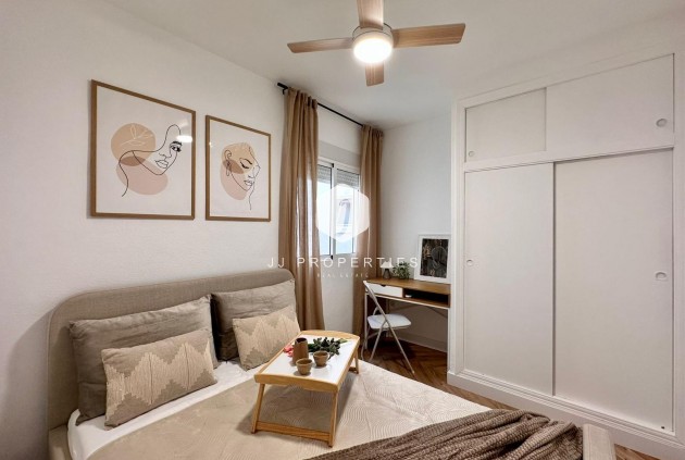 Aus zweiter Hand - Wohnung -
Torrevieja - Playa del Cura