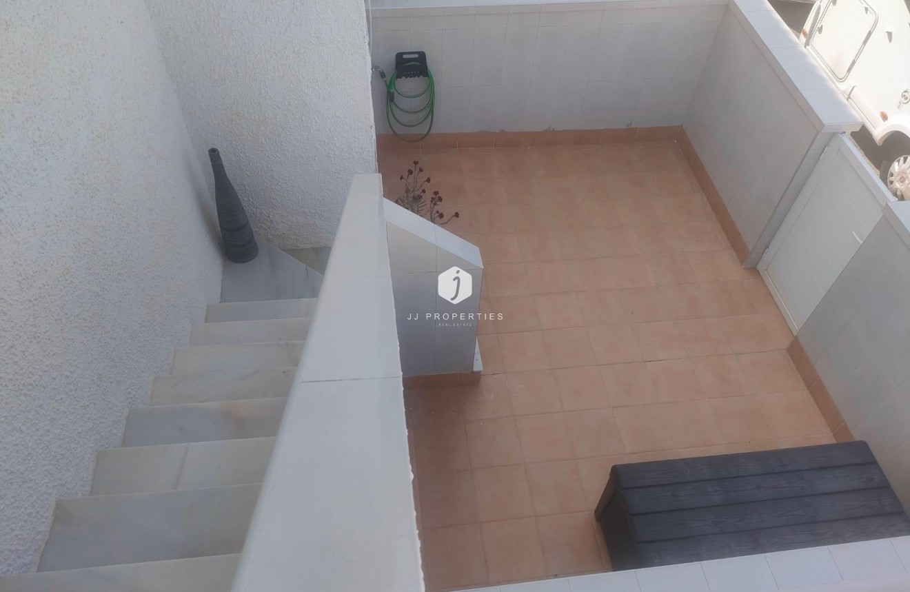 Resale - Bungalow -
Torrevieja - Rosaleda-los Frutales