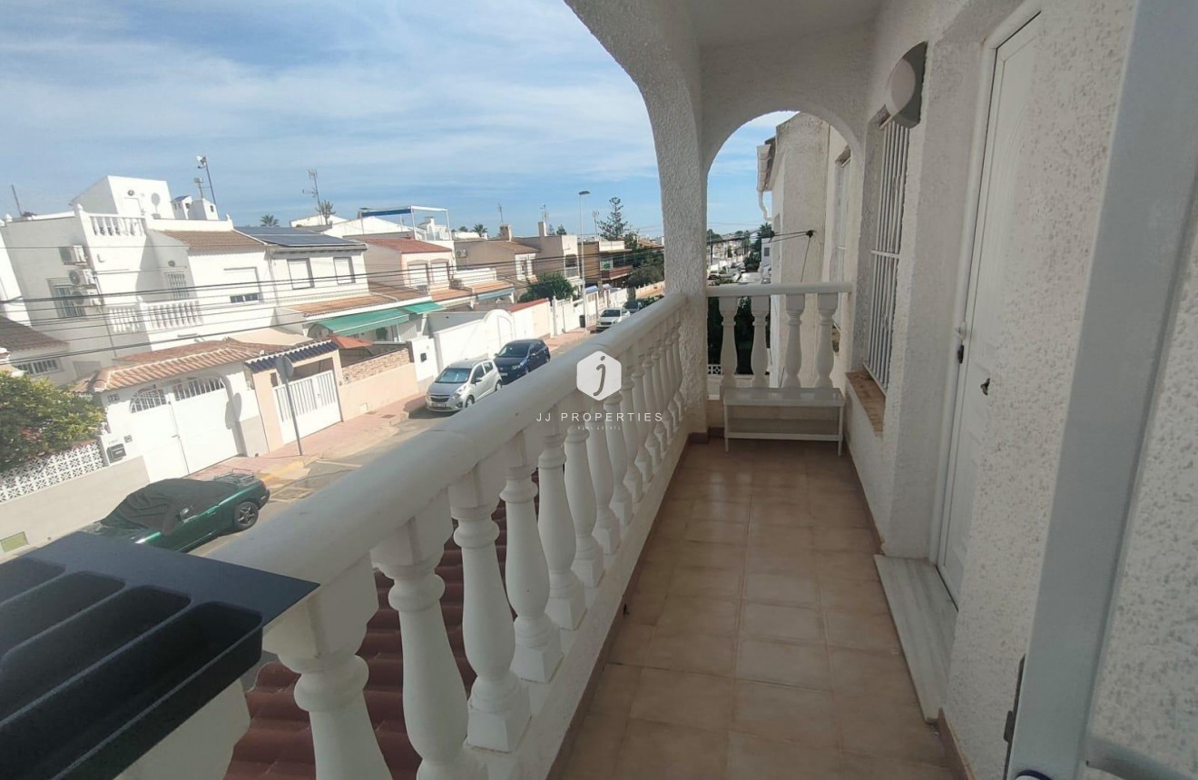 Resale - Bungalow -
Torrevieja - Rosaleda-los Frutales
