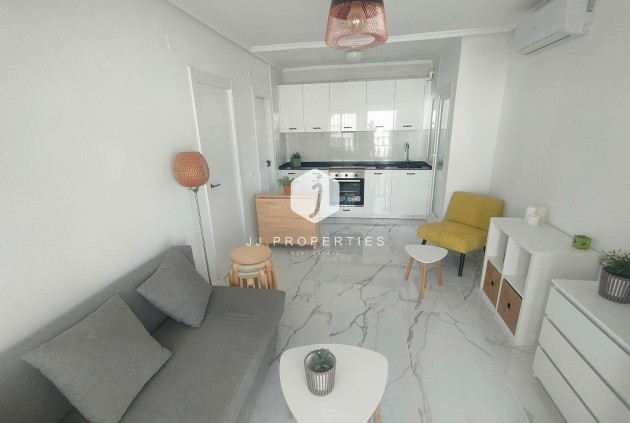 Resale - Bungalow -
Torrevieja - Rosaleda-los Frutales