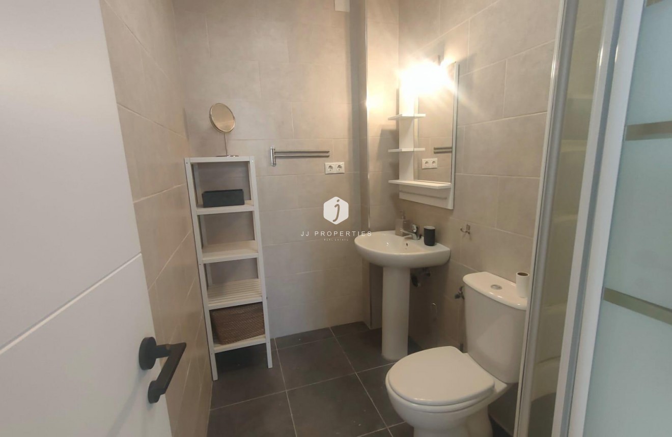 Resale - Bungalow -
Torrevieja - Rosaleda-los Frutales