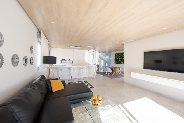 Resale - Villa -
Orihuela Costa - Costa Blanca