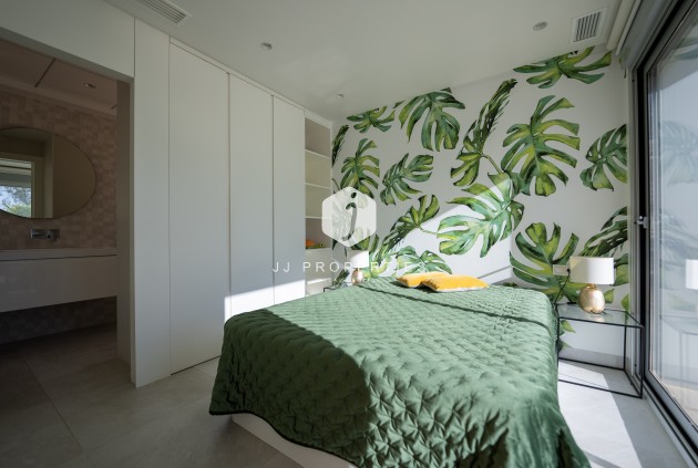 Resale - Villa -
Orihuela Costa - Costa Blanca