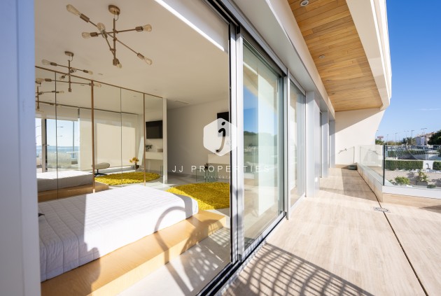 Resale - Villa -
Orihuela Costa - Costa Blanca