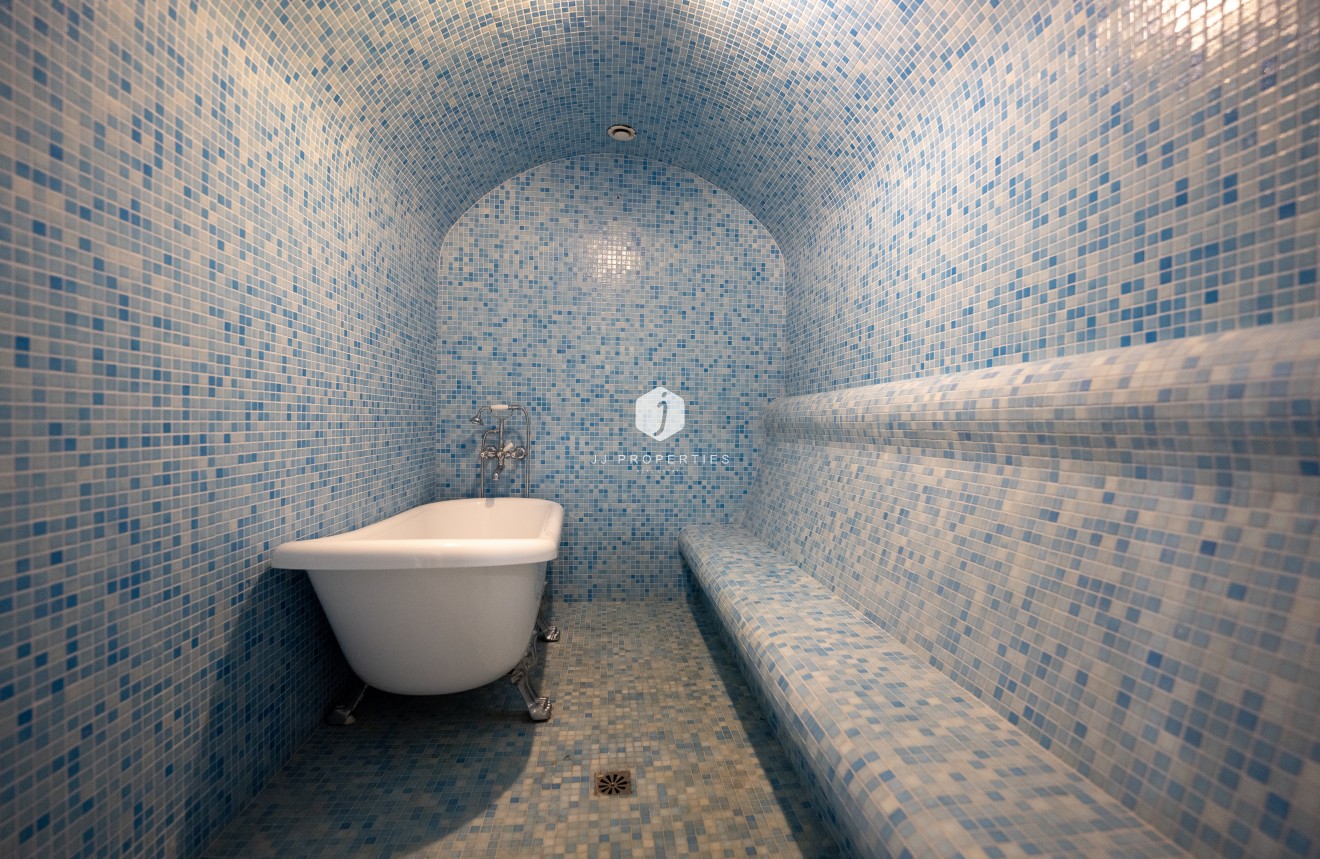 Resale - Villa -
Orihuela Costa - Costa Blanca