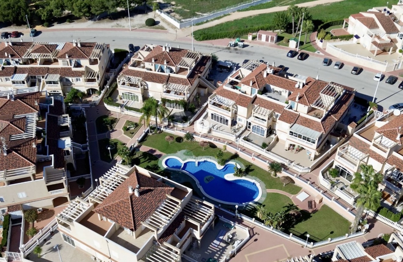 Resale - Duplex -
Orihuela Costa - Costa Blanca