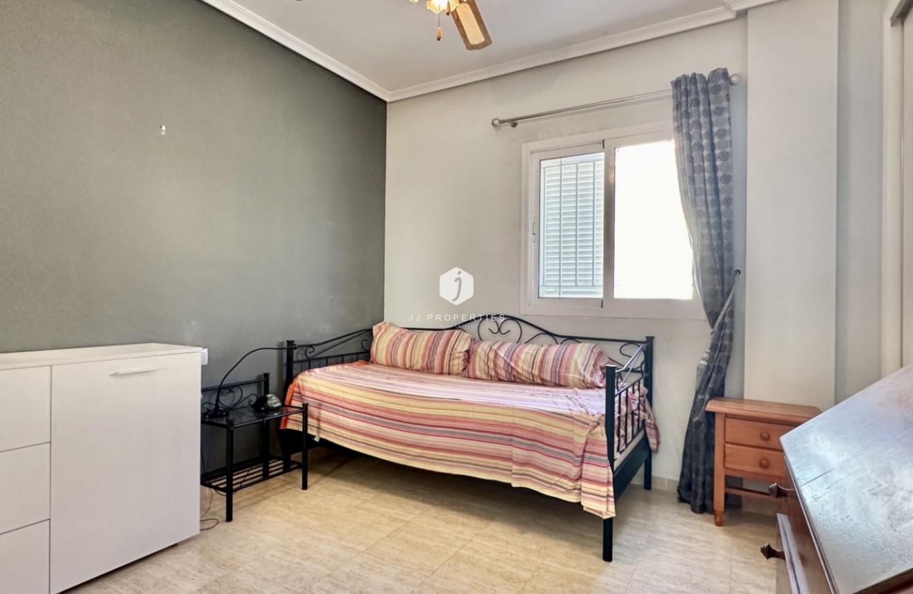 Resale - Duplex -
Orihuela Costa - Costa Blanca