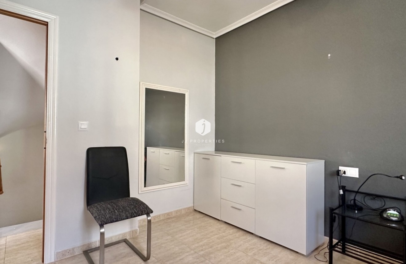 Resale - Duplex -
Orihuela Costa - Costa Blanca