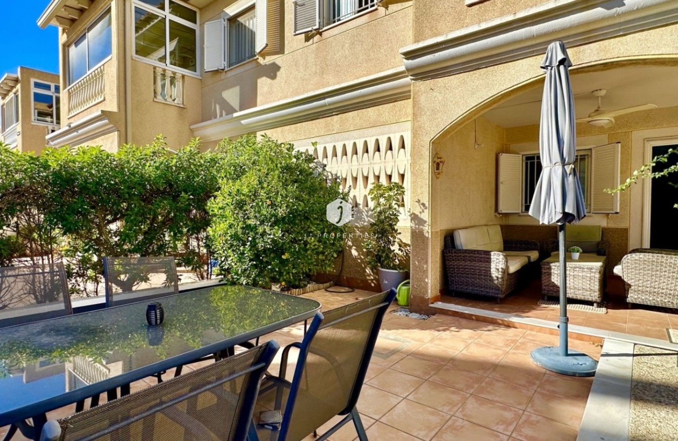 Resale - Duplex -
Orihuela Costa - Costa Blanca