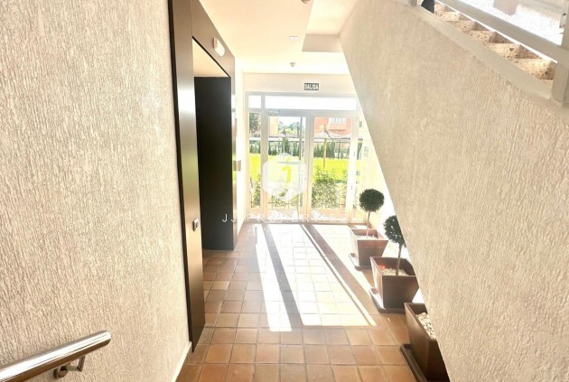 Tweedehands - Appartement / flat -
Orihuela Costa - Campoamor