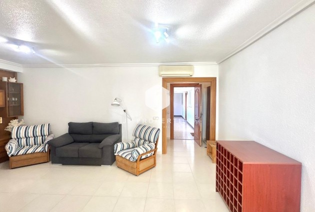 Tweedehands - Appartement / flat -
Orihuela Costa - Campoamor