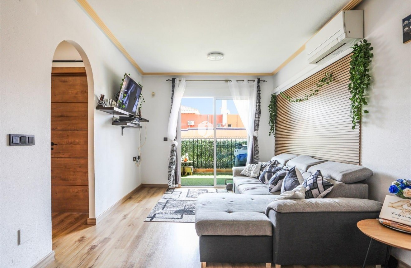 Resale - Apartment / flat -
Orihuela Costa - Playa Flamenca