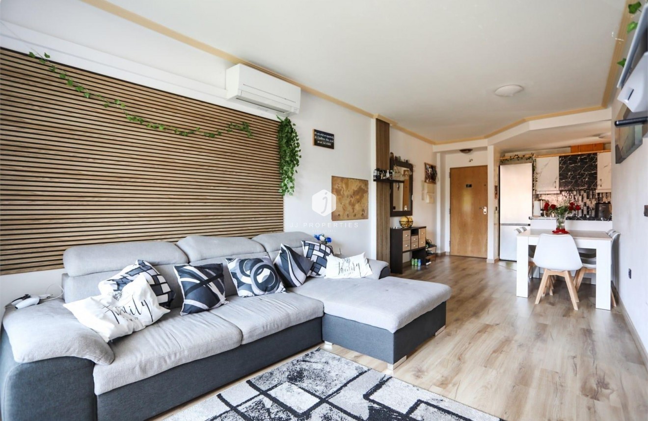 Resale - Apartment / flat -
Orihuela Costa - Playa Flamenca