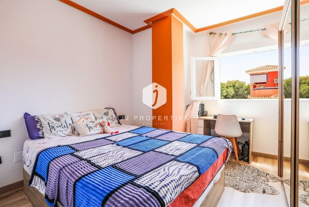 Resale - Apartment / flat -
Orihuela Costa - Playa Flamenca